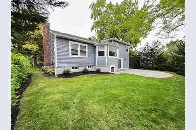 8 White Oak Drive, Port Washington, NY 11050 - Photo 27