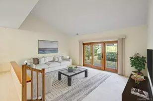 118 Estate Dr, Jericho, NY 11753 - Photo 15