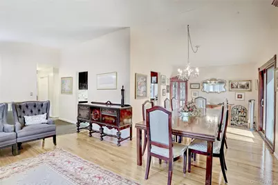 1 Forest Glen Court, Suffern, NY 10901 - Photo 9