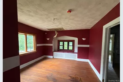 53 Robinson Avenue, Glen Cove, NY 11542 - Photo 7