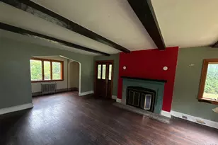 53 Robinson Ave, Glen Cove, NY 11542 - Photo 9