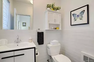 11 Silverwood Cir, Suffern, NY 10901 - Photo 9