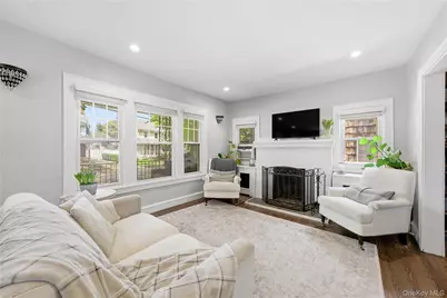 90 Vincent Place, Lynbrook, NY 11563 - Photo 7