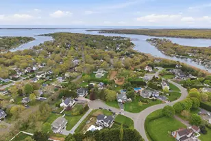 6 Robert Ct, Center Moriches, NY 11934 - Photo 43