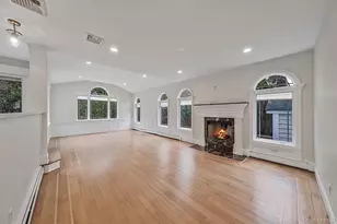 6 Robert Ct, Center Moriches, NY 11934 - Photo 15