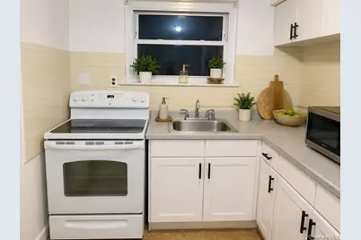 3303 Barnes Avenue, Bronx, NY 10467 - Photo 15