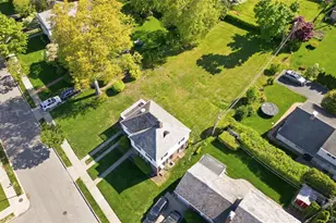 5 Franklin Ct W, Garden City, NY 11530 - Photo 5