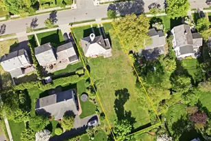 5 Franklin Ct W, Garden City, NY 11530 - Photo 23