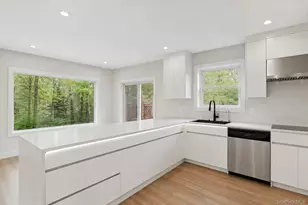 64 Giant Oak Rd, Ridge, NY 11961 - Photo 3