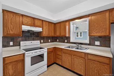 99 Univoice Street, Maybrook, NY 12543 - Photo 17