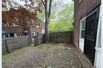 80-14 150th #25D, Jamaica, NY 11435 - Photo 13