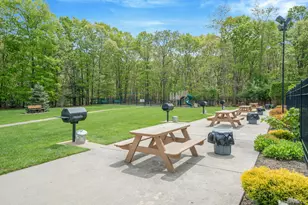 460 Old Town Rd, Port Jefferson Station, NY 11776 - Photo 13