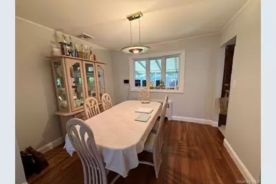 20 Gainsboro Lane, Syosset, NY 11791 - Photo 5