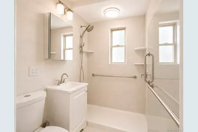 264-47A Langstone Avenue #GV133-A1, Glen Oaks, NY 11004 - Photo 9