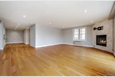 661 W Broadway #402, Long Beach, NY 11561 - Photo 5