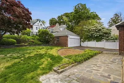 57 Ashton Road, Yonkers, NY 10705 - Photo 39