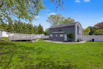 6 Lyons Lane, Coram, NY 11727 - Photo 31