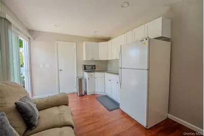 75 Park Avenue, Ronkonkoma, NY 11779 - Photo 21