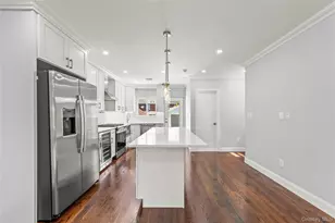 70-19 Manse St, Forest Hills, NY 11375 - Photo 13