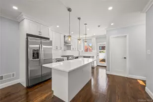 70-19 Manse St, Forest Hills, NY 11375 - Photo 11