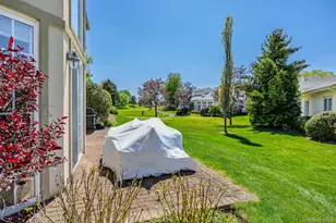 385 Altessa Blvd, Melville, NY 11747 - Photo 29