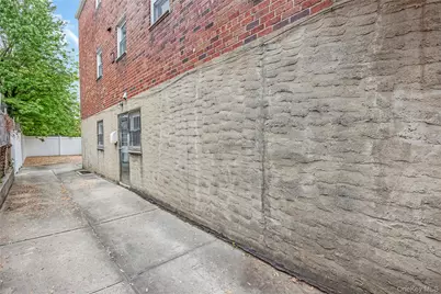 78-10 31st Avenue, East Elmhurst, NY 11370 - Photo 39