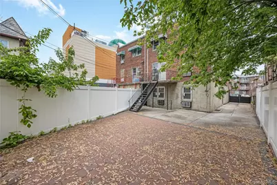 78-10 31st Avenue, East Elmhurst, NY 11370 - Photo 37