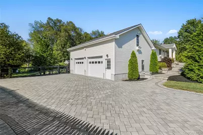 7 Anna D Court, Hopewell Junction, NY 12533 - Photo 3