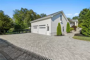 7 Anna D Ct, Hopewell Junction, NY 12533 - Photo 3