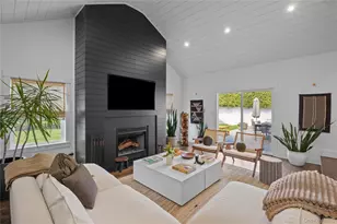 8 Piper Pl, Old Bethpage, NY 11804 - Photo 23