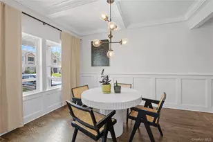 8 Piper Pl, Old Bethpage, NY 11804 - Photo 11