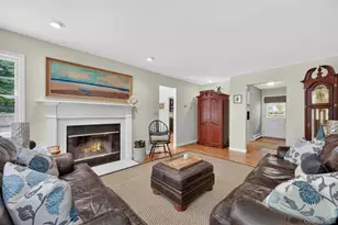 21 Saddle Ridge Dr, Hopewell Junction, NY 12533 - Photo 11