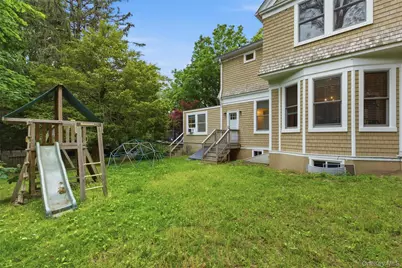 8 Wells Lane, Stony Brook, NY 11790 - Photo 23