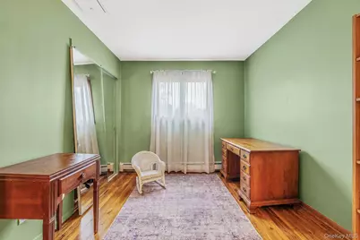 28 Manchester Boulevard, Wheatley Heights, NY 11798 - Photo 25