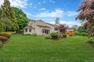 28 Manchester Blvd, Wheatley Heights, NY 11798 - Photo 37
