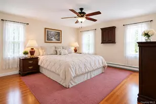 28 Manchester Blvd, Wheatley Heights, NY 11798 - Photo 19