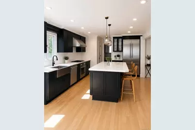 4 Sagamore Way S, Jericho, NY 11753 - Photo 5