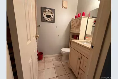 42 Richmond Boulevard #1B, Ronkonkoma, NY 11779 - Photo 17