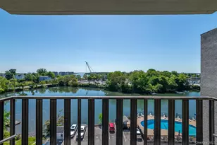 666 Pelham Rd, New Rochelle, NY 10805 - Photo 21