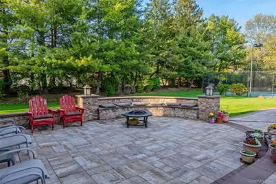 16 Cabriolet Lane, Melville, NY 11747 - Photo 37
