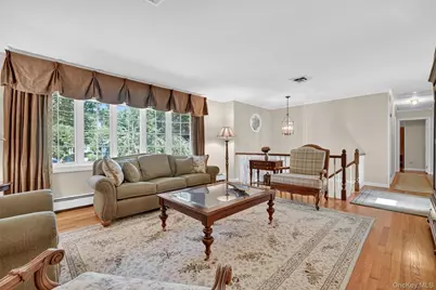 6 Sterling Forest Lane, Suffern, NY 10901 - Photo 5