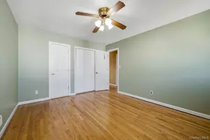 Riverdale 23, Oakdale, NY 11769 - Photo 17
