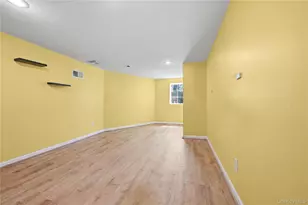Riverdale 23, Oakdale, NY 11769 - Photo 33
