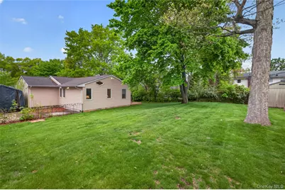 35 Genesee Drive, Commack, NY 11725 - Photo 35