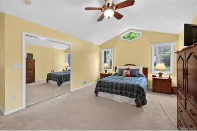 35 Genesee Drive, Commack, NY 11725 - Photo 25