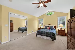 35 Genesee Dr, Commack, NY 11725 - Photo 25