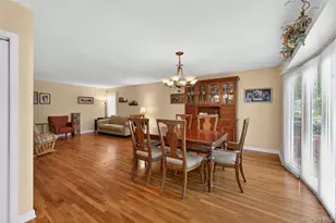 35 Genesee Dr, Commack, NY 11725 - Photo 17