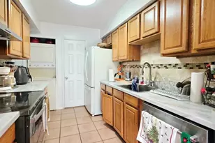 2 E Ethan Allen Ct, Ridge, NY 11961 - Photo 11