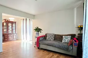 2 E Ethan Allen Ct, Ridge, NY 11961 - Photo 5