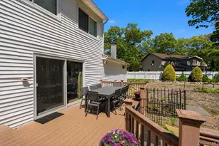 8 Russet Ln, Lake Grove, NY 11755 - Photo 37